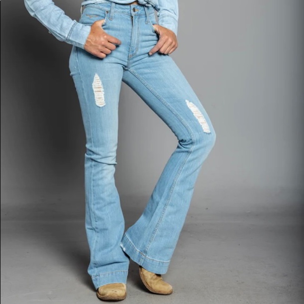 Brand new (tags removed) Jennifer Jeans Size 10/34.
